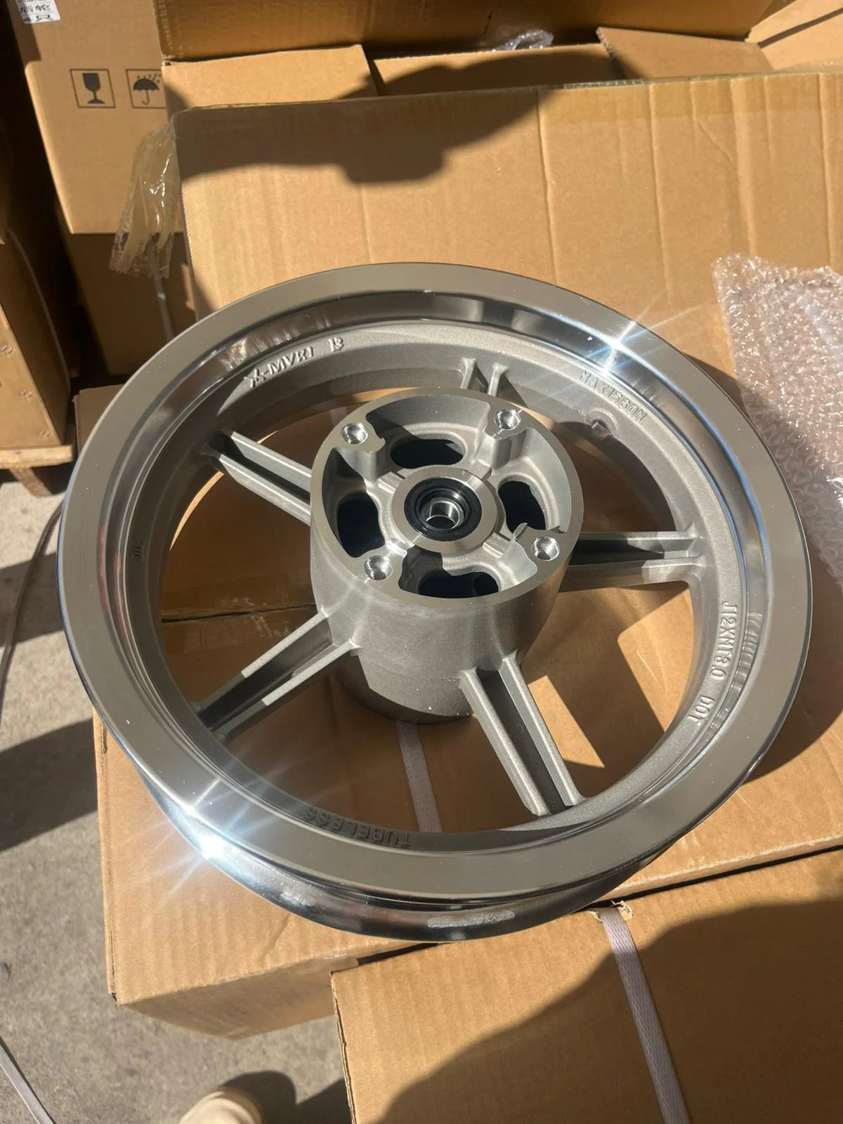 Chrome Tuttio Soleil 01/Yozmain10 12In Supermoto Wheelset